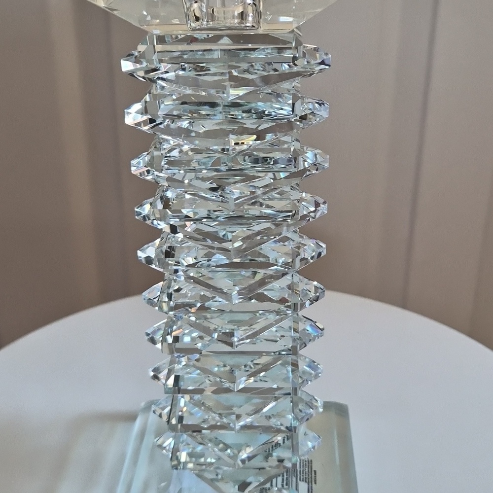Crystal Eye Votive Candle Holder – Clear Geometric Prism Luxury Decor - Picture 8 of 17